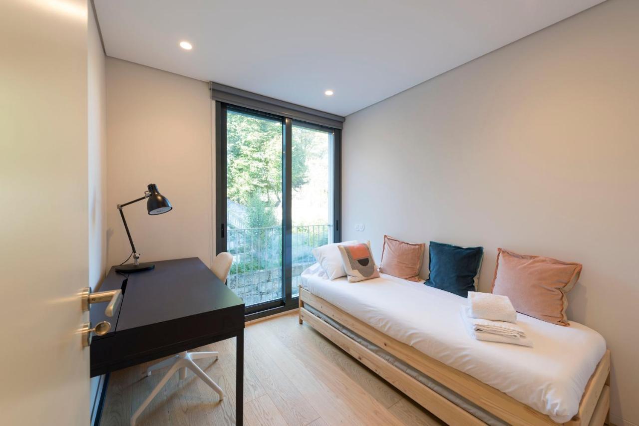 Lovelystay - Primrose 2Br Flat With Free Parking, Ac And Balcony Πόρτο Εξωτερικό φωτογραφία